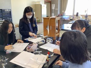 実験後どうまとめようか考えているところ