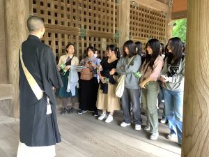 妙本寺での説明の様子