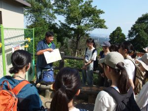 講師の先生の話をきいているところ