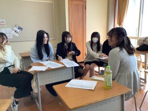 児童教育を学ぶ卒業生にきく