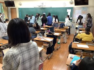 遠足の班やバスの座席決め